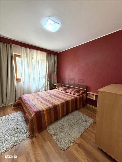 Apartament cu 3 camere decomandat în Nicolina