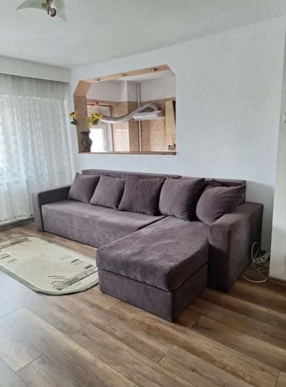 Garsonieră decomandată în 13 Septembrie