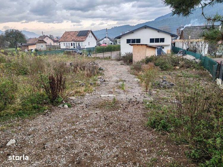 Teren de 899 mp, în Central