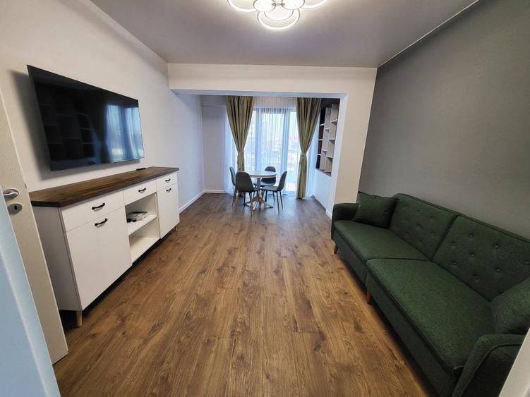 Apartament cu 2 camere decomandat în