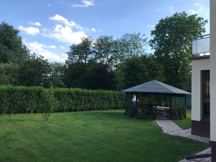 Casă cu 6 camere cu Teren 1317 Mp în Breaza de Sus