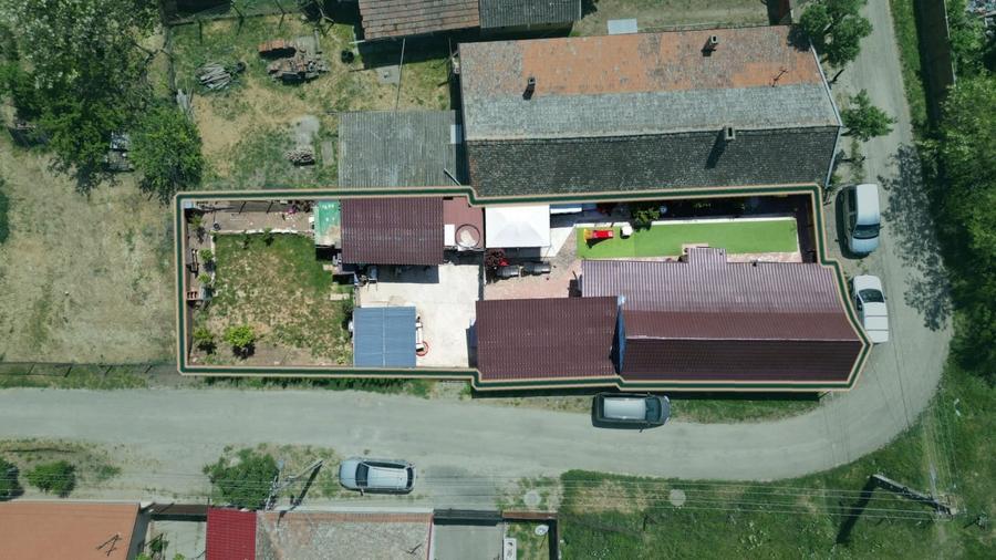 Casă individuală cu 2 camere cu Canalizare în Pecica