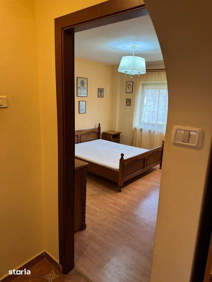 Apartament cu 3 camere, mobilat în Drumul Taberei