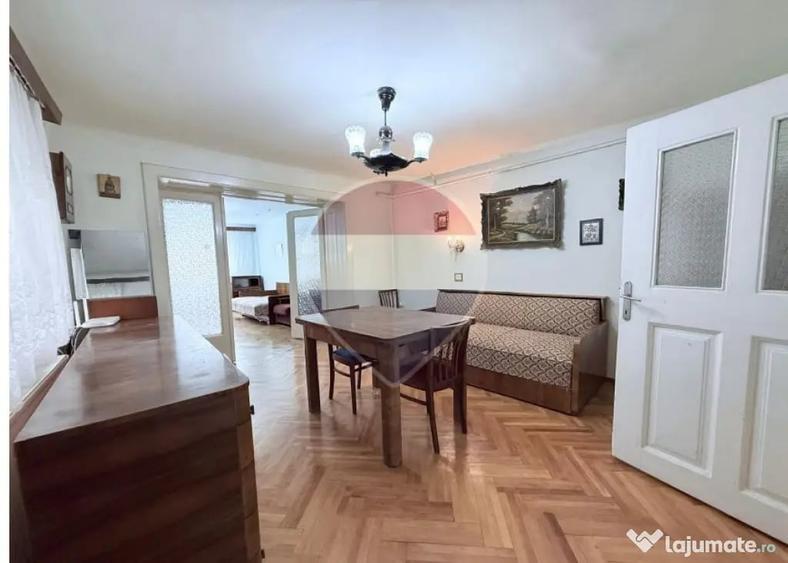 Apartament cu 2 camere semidecomandat în Ultracentral