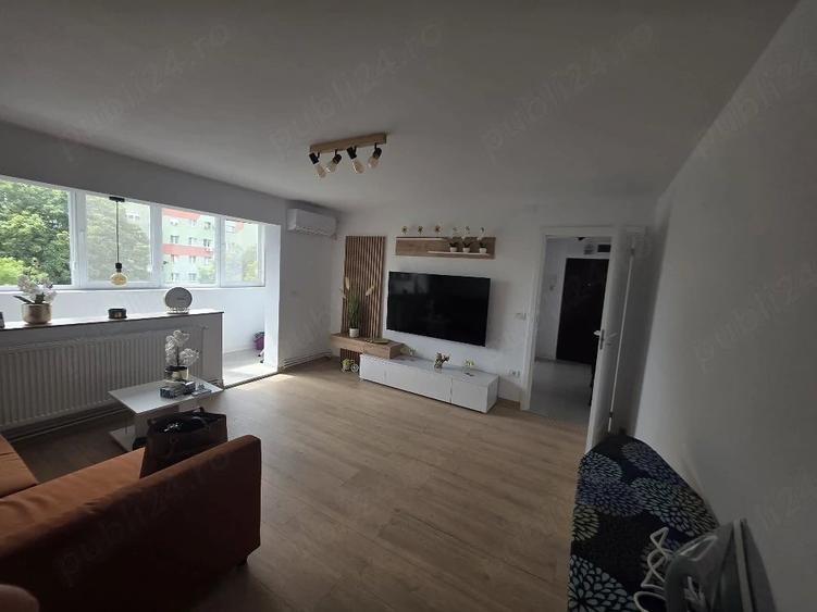 Apartament cu 2 camere semidecomandat în Torontalului