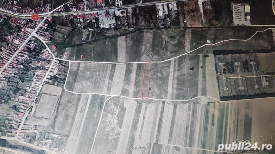 Teren de 4900 mp, în Central
