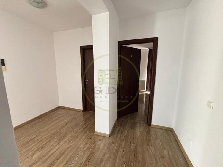 Casă individuală cu 5 camere cu Canalizare în Exterior Nord
