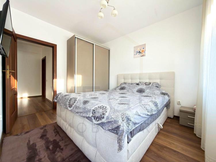 Apartament cu 2 camere semidecomandat, mobilat în Florești