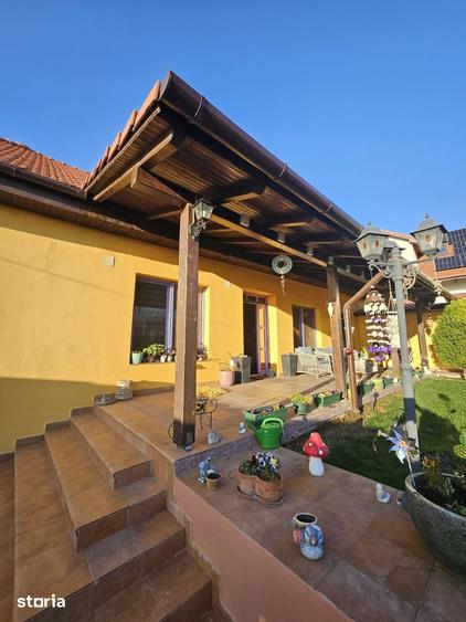 Casă cu 3 camere cu Teren 200 Mp în Gării