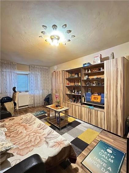 Apartament cu 2 camere decomandat, mobilat în Girocului