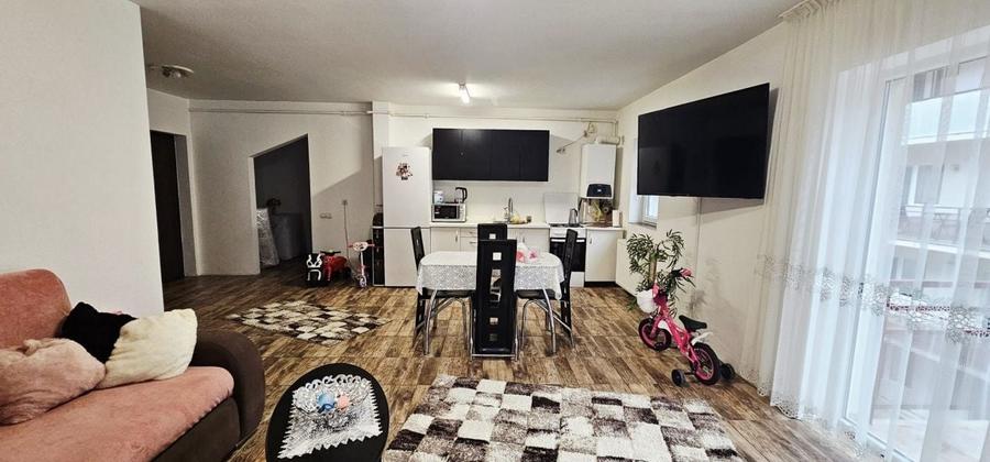 Apartament cu 2 camere semidecomandat, mobilat în Florești — fotografia 3