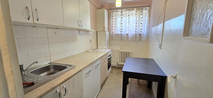Apartament cu 1 cameră, decomandat, str. Fântânele – lângă Profi!