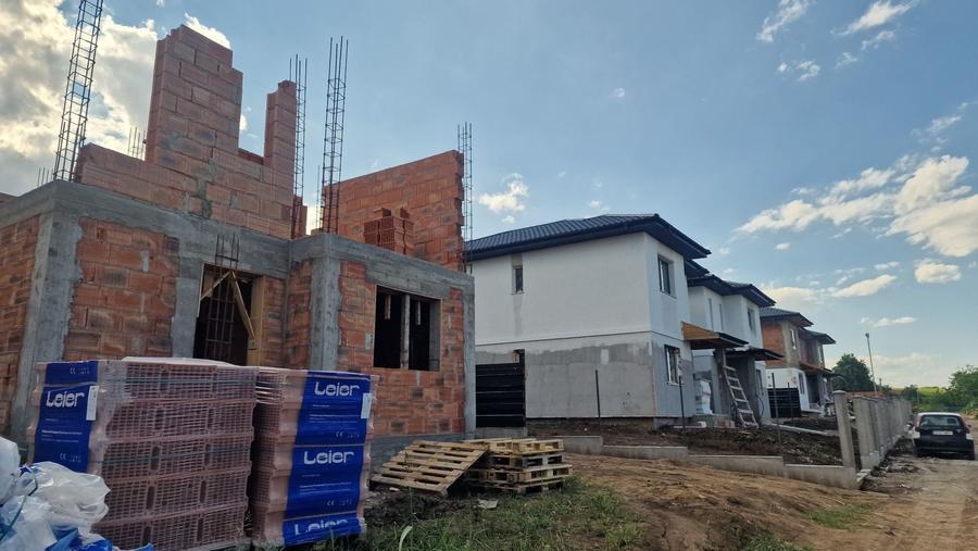 Casă cu 4 camere în Horpaz