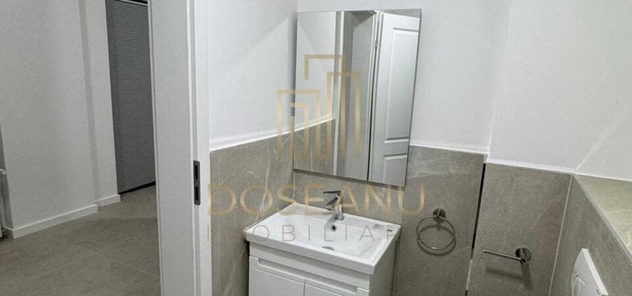 Spațiu comercial, de 22 mp, în Central
