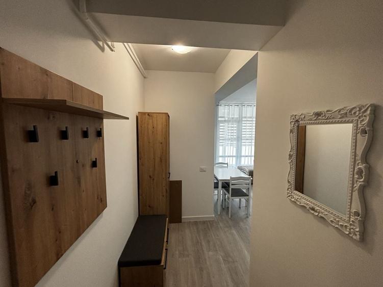 Apartament cu 2 camere semidecomandat în Lunca Cetățuii