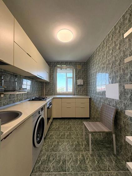 Apartament cu 3 camere în Vitan