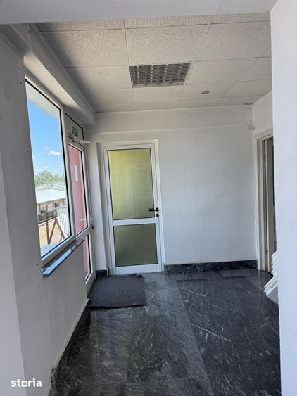 Spațiu comercial, de 20 mp, în Central
