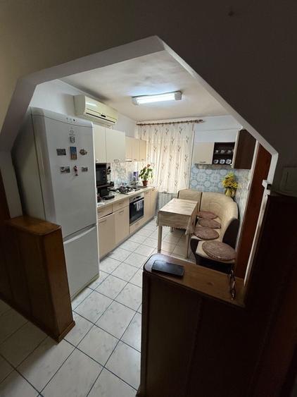 Apartament cu 3 camere în Lotus