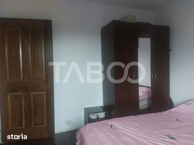 Apartament 65 mp 3 camere decomandate balcon Pet Friendly Valea Aurie - 4