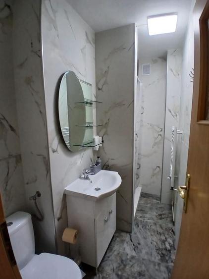 Garsonieră decomandată în Central
