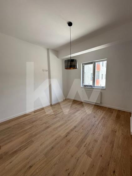 Apartament cu 2 camere decomandat în Hipodrom 4