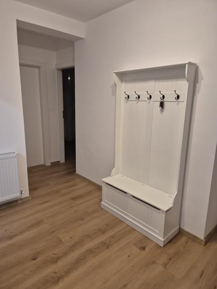 Apartament cu 3 camere decomandat în Ștrand