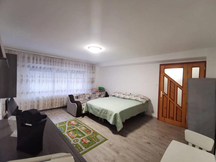 Apartament cu 2 camere decomandat în Movilei