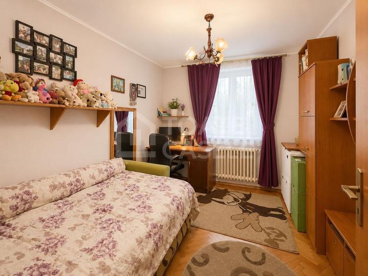 Apartament cu 3 camere semidecomandat în Gheorgheni