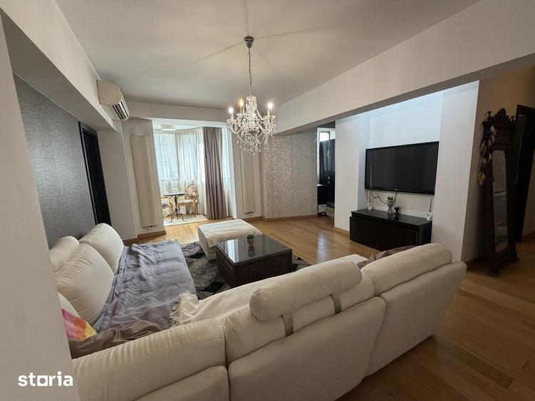 Apartament cu 3 camere în Central