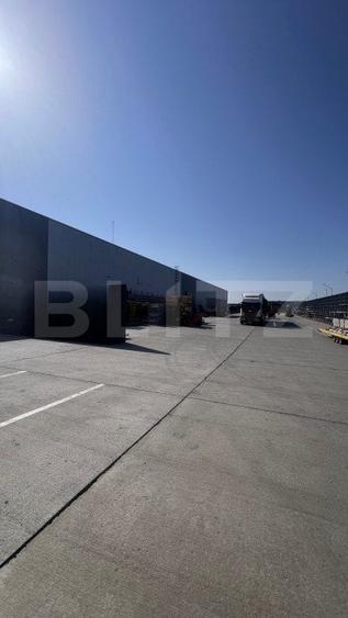 Spațiu industrial, de 3,815 mp, în Jucu de Mijloc