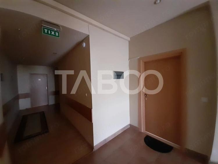 Spațiu comercial, de 2,300 mp, în Central