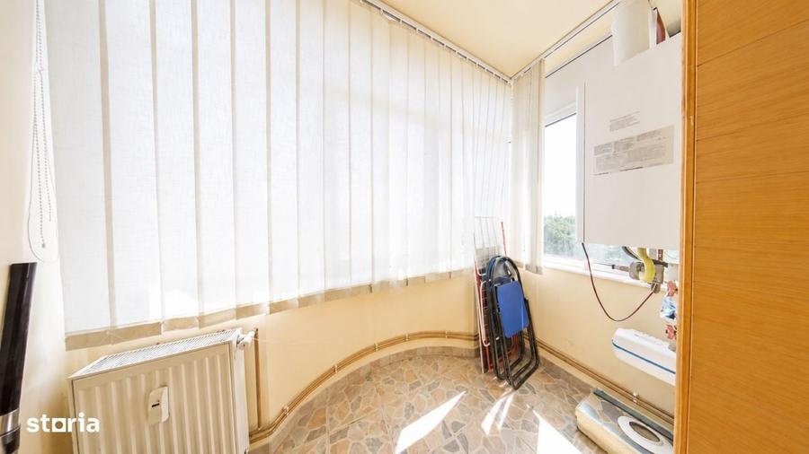 Apartament cu 2 camere în Intim