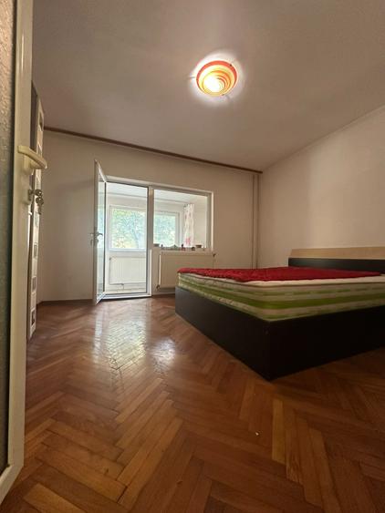 Apartament cu 2 camere decomandat în Buzaului