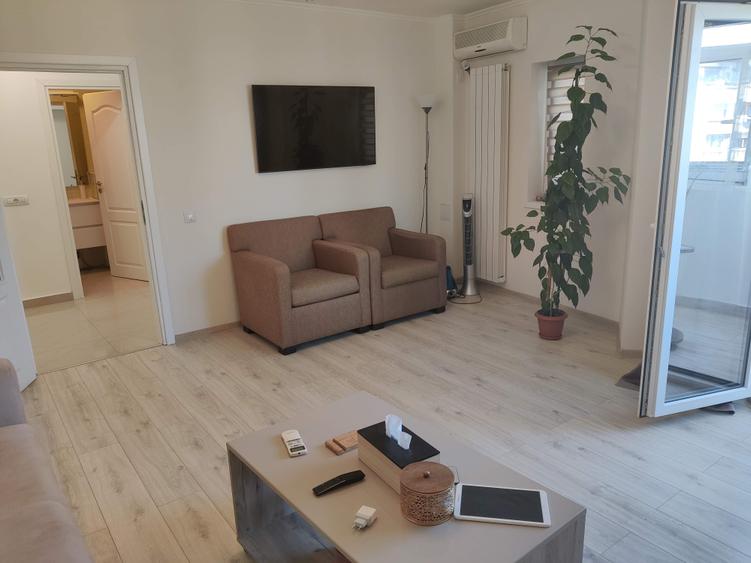 Garsonieră decomandată în Unirii