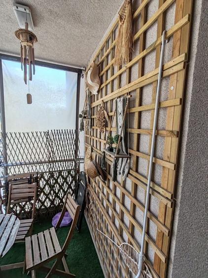 Apartament cu 3 camere decomandat, mobilat în Metalurgiei