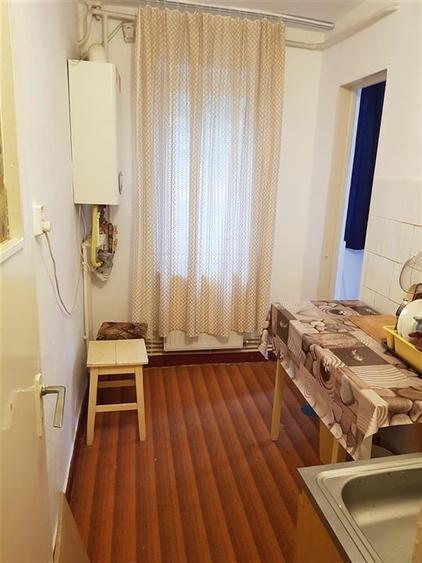 Apartament cu 2 camere semidecomandat în Hipodrom
