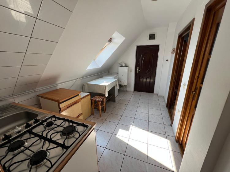 INCHIRIEZ  apartament  2 camere decomandat, zona Turnisor - 6