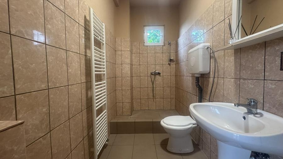 Casă cu 4 camere cu Canalizare în Micălaca