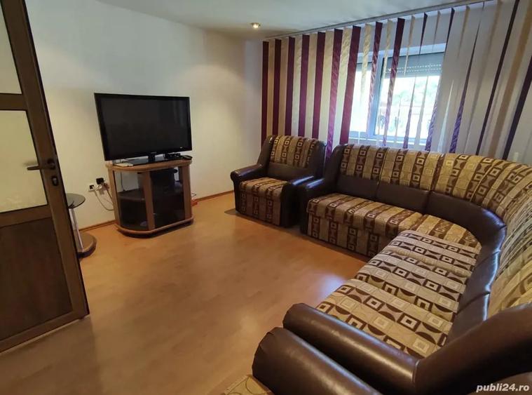 Casă cu 2 camere cu Teren 2800 Mp în Strezeni