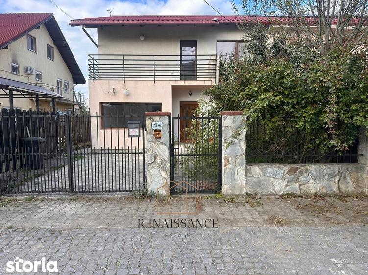 Casă cu 5 camere cu Teren 350 Mp în Dumbrăvița