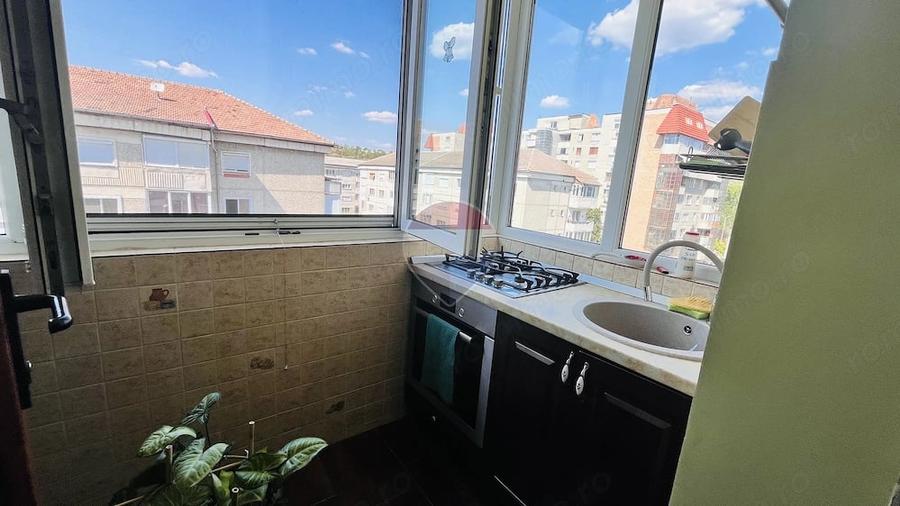 Apartament cu 3 camere decomandat în Dragoș Vodă