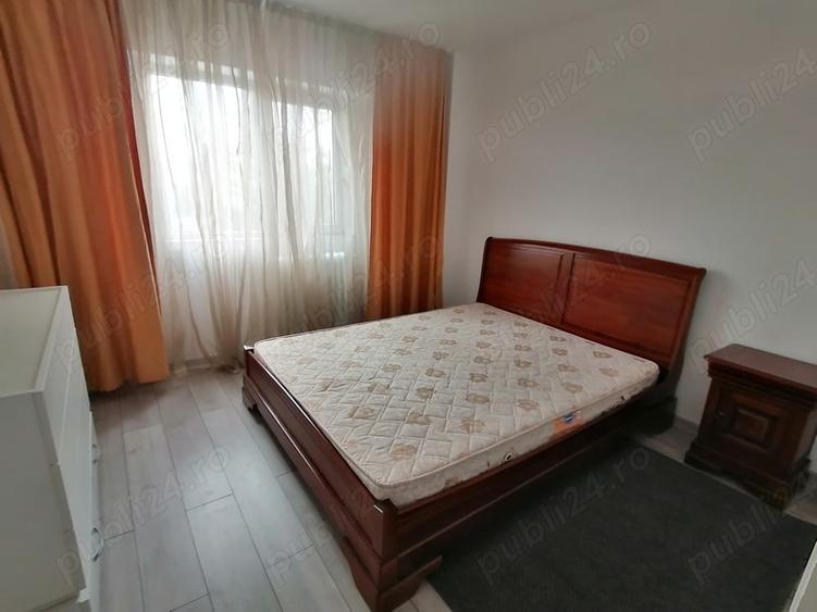 Apartament cu 2 camere decomandat în Traian