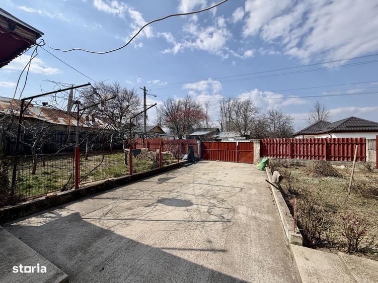 Casă cu 4 camere cu Teren 1300 Mp în Jariștea