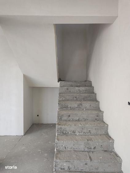 Casă cu 4 camere în Juc-Herghelie