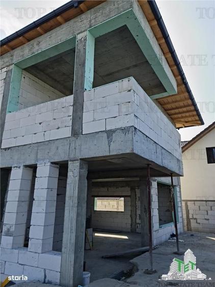 Casă cu 4 camere cu Teren 450 Mp în Valu lui Traian