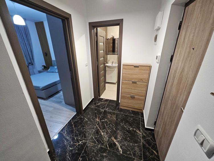 Apartament cu 3 camere decomandat în UTA
