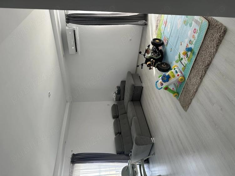Apartament cu 3 camere decomandat în Ștefăneștii de Jos