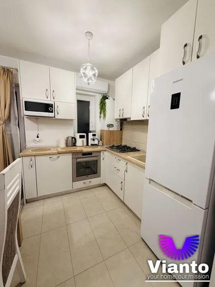 Apartament cu 3 camere decomandat, mobilat în Exterior Vest