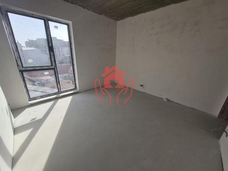 Apartament cu 2 camere semidecomandat în Eminescu