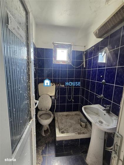 Spațiu comercial, de 80 mp, în Central